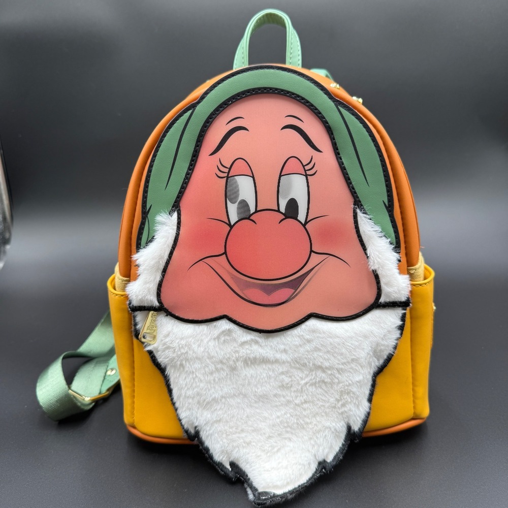 NWOT Disney Loungefly Snow White Bashful Mini Backpack Faux Leather